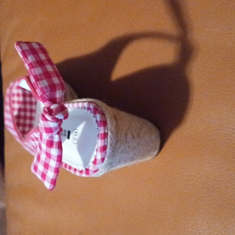 - No Boundaries Red Gingham Peep Toe Wedges - Picture 3 of 7